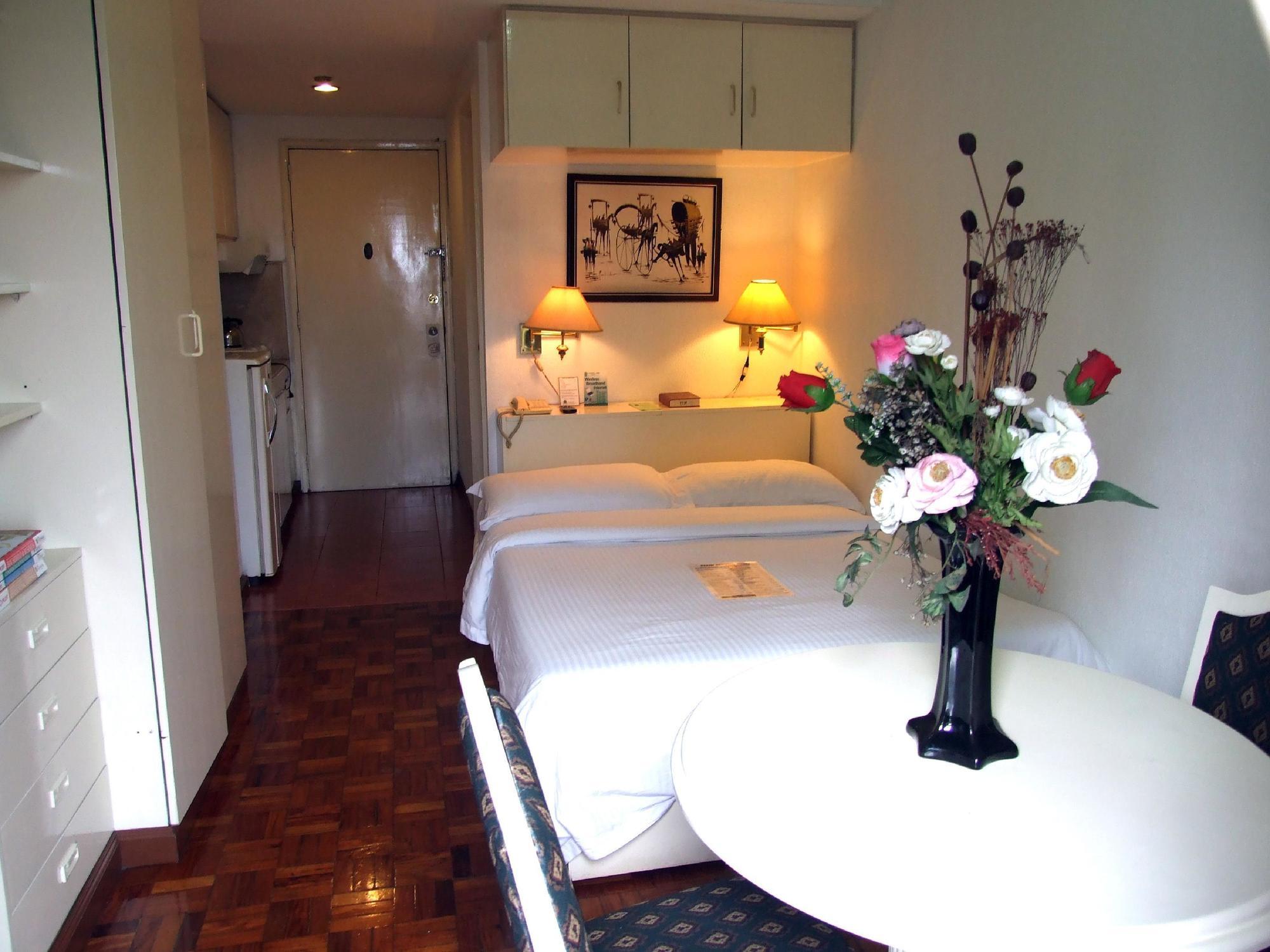 Citadel Inn Makati Makati City Zewnętrze zdjęcie